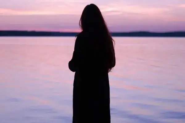 出轨后的女人,情感裂痕修复的可能与方