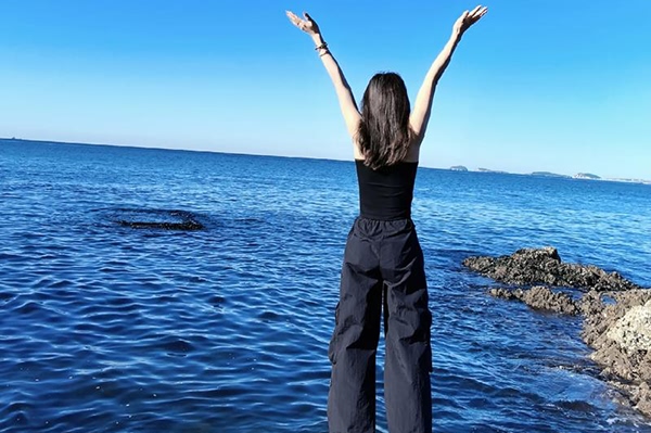 丈夫经常出差且说谎,女人该如何优雅应