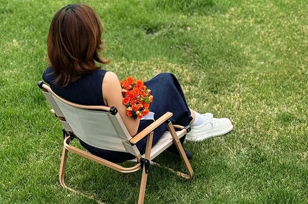长期出差对夫妻感情的影响:如何维系爱